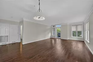 3334 Peachtree Rd NE, Atlanta, GA 30326 - Photo 17