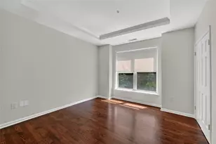 3334 Peachtree Rd NE, Atlanta, GA 30326 - Photo 21
