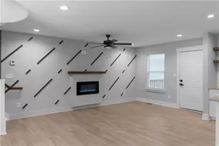 2381 Highpoint Rd, Snellville, GA 30078 - Photo 13