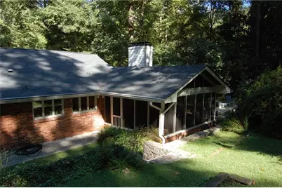 1054 Swathmore Drive NW, Atlanta, GA 30327 - Photo 7