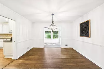 495 Wyncourtney Drive, Sandy Springs, GA 30328 - Photo 3