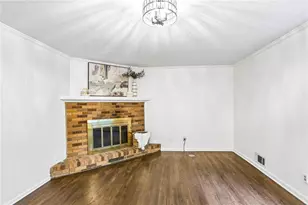495 Wyncourtney Dr, Sandy Springs, GA 30328 - Photo 17
