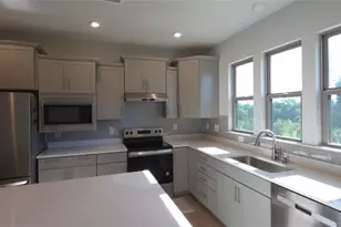 5745 Grapewood St, Hoschton, GA 30548 - Photo 5