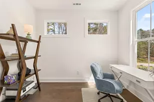 8290 Creekside Overlook Dr, Gainesville, GA 30506 - Photo 13