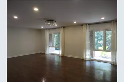 300 Cedar Knoll Court, Roswell, GA 30076 - Photo 9