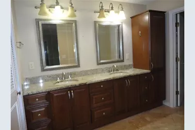 300 Cedar Knoll Court, Roswell, GA 30076 - Photo 15