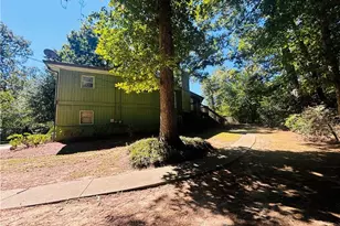 4715 Barnes Ct, Loganville, GA 30052 - Photo 3
