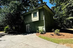 4715 Barnes Ct, Loganville, GA 30052 - Photo 9