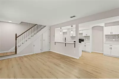 1321 Surrey Lane SW, Marietta, GA 30008 - Photo 3
