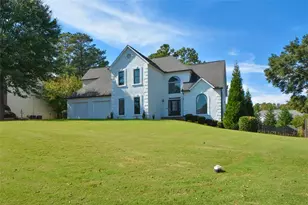 10590 Stonepoint Pl, Johns Creek, GA 30097 - Photo 7