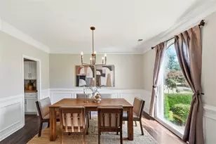 10590 Stonepoint Pl, Johns Creek, GA 30097 - Photo 19