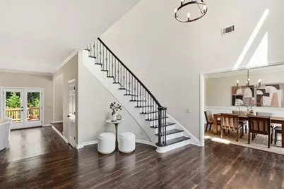 10590 Stonepoint Place, Johns Creek, GA 30097 - Photo 17