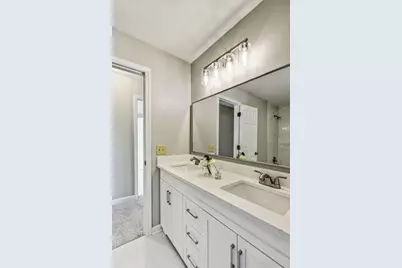 10590 Stonepoint Place, Johns Creek, GA 30097 - Photo 47