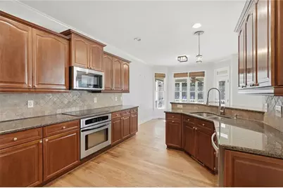 9025 Devonwood Court, Gainesville, GA 30506 - Photo 7
