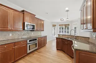 9025 Devonwood Ct, Gainesville, GA 30506 - Photo 7