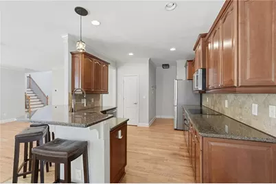 9025 Devonwood Court, Gainesville, GA 30506 - Photo 11
