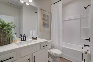 606 Winding Rose Dr, Hoschton, GA 30548 - Photo 3