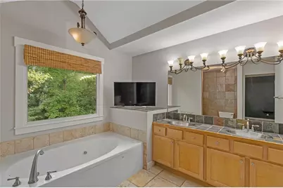 2443 Claude Street NW, Atlanta, GA 30318 - Photo 21