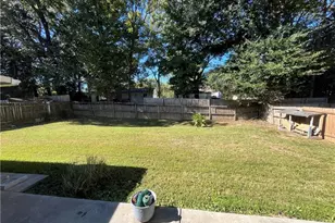 832 Brandlwood Way NW, Lilburn, GA 30047 - Photo 9