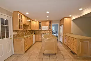 2065 Renault Ln, Atlanta, GA 30345 - Photo 19