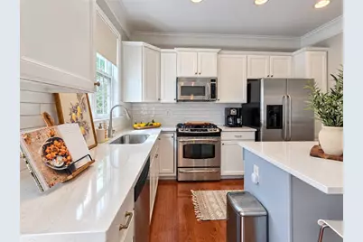 2318 Limehurst Drive NE #101, Atlanta, GA 30319 - Photo 17