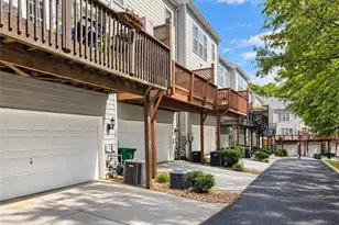 2318 Limehurst Dr NE, Atlanta, GA 30319 - Photo 37