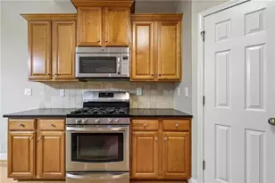 105 Peregrine Way NW, Kennesaw, GA 30144 - Photo 13