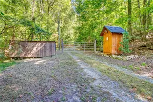 339 Cameron Rd, Cleveland, GA 30528 - Photo 31