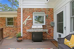4301 Huntington Cir, Dunwoody, GA 30338 - Photo 19