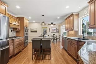 4301 Huntington Cir, Dunwoody, GA 30338 - Photo 11