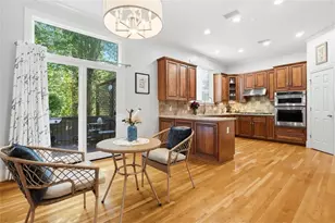1121 Ashton Bluff Dr NE, Atlanta, GA 30319 - Photo 19