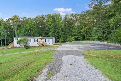 1089 Cannon Farm Road, Oxford, GA 30054 - Photo 3