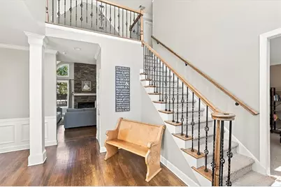 565 Hembree Grove Overlook, Roswell, GA 30076 - Photo 3