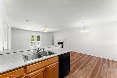 313 Hawthorne Drive, Cleveland, GA 30528 - Photo 5