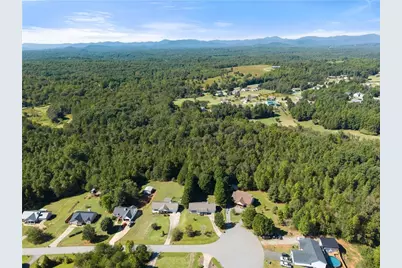 313 Hawthorne Drive, Cleveland, GA 30528 - Photo 41