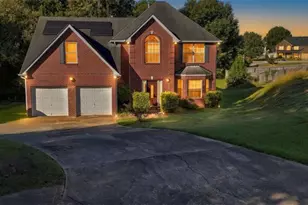 1935 Watercrest Dr, Jonesboro, GA 30236 - Photo 1