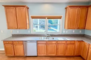 2394 Shoreline Pkwy, Villa Rica, GA 30180 - Photo 17