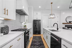 1870 Spring Ave NW, Atlanta, GA 30318 - Photo 17