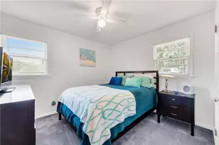 6381 Lakeview Dr, Buford, GA 30518 - Photo 11