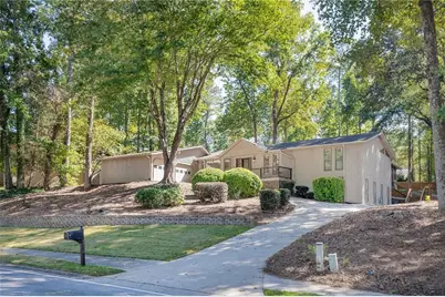 3370 Indian Hills Drive, Marietta, GA 30068 - Photo 3