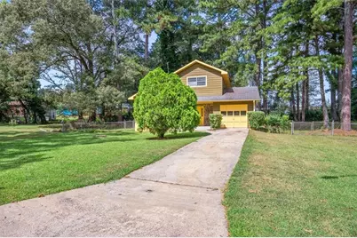 399 Emmett Street, Riverdale, GA 30274 - Photo 3