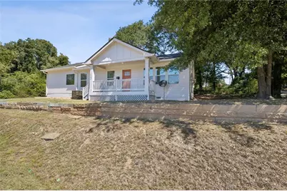 112 E Stephens Street, Winder, GA 30680 - Photo 3