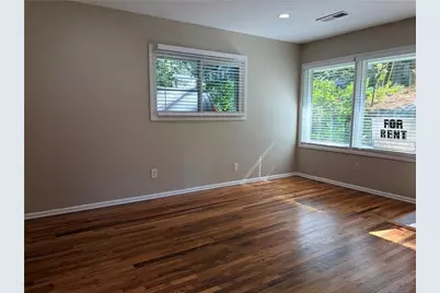 1078 Palafox Drive NE, Atlanta, GA 30324 - Photo 11
