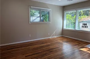 1078 Palafox Dr NE, Atlanta, GA 30324 - Photo 11