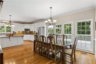 3805 Newport Bay Dr, Alpharetta, GA 30005 - Photo 11