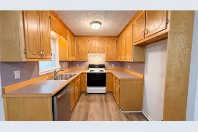 8181 Highland Drive SW, Covington, GA 30014 - Photo 3