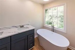 30 Wood Valley Cir, Carrollton, GA 30117 - Photo 13