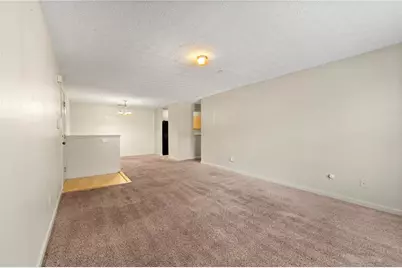 9202 Fairington Ridge Circle, Lithonia, GA 30038 - Photo 5