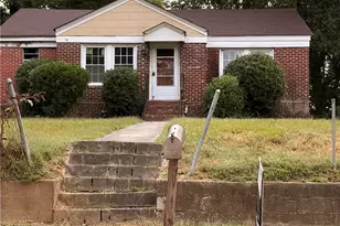 212 Grady Ave NE, Rome, GA 30161 - Photo 1