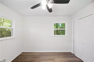 4059 Canby Ln, Decatur, GA 30035 - Photo 11
